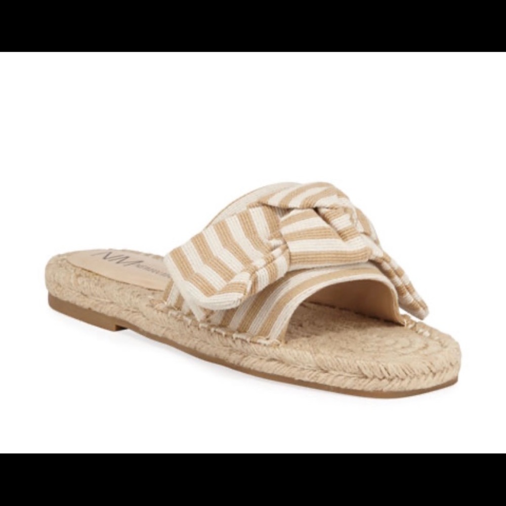 🌺 NWT! Neiman Marcus striped espadrille slides